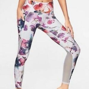 Athleta Floral Mudra 7/8 Leggings Size M